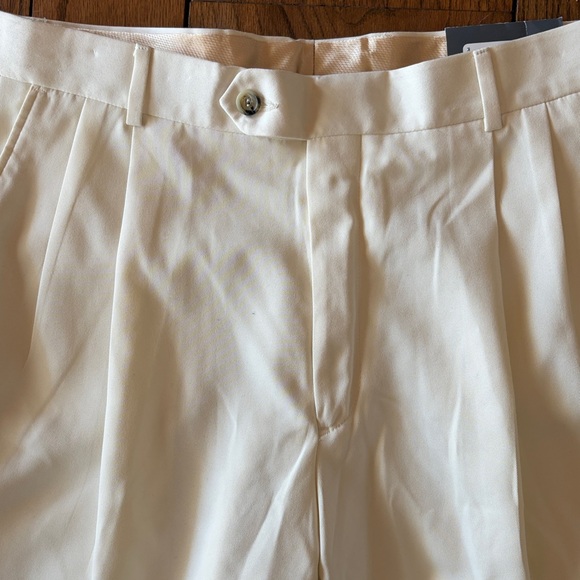 Folio New York Cream Flat Front Men's Shorts Size 34 - Picture 2 of 11